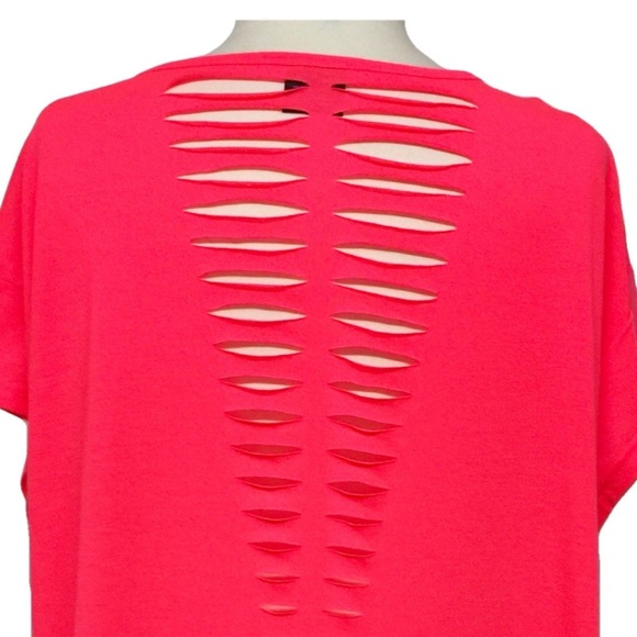 Material Girl Active No Fear in Fierce Cutout Top - Picture 4 of 6